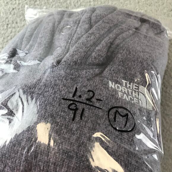 The North Face Crescent Hooded Pullover Fleece sweater size M - Picture 9 of 9